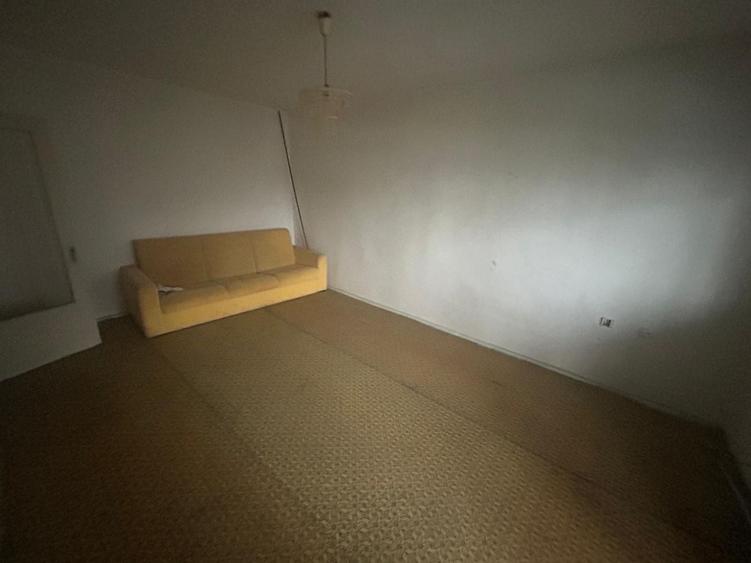 Apartament cu 2 camere decomandat în Ampoi 2