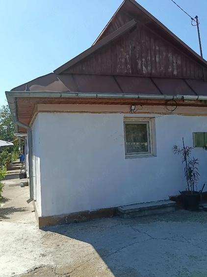 Casă cu Teren 402 Mp în Central