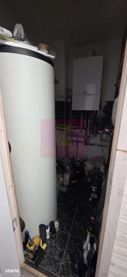 Casă cu 9 camere cu Teren 400 Mp în Zamora