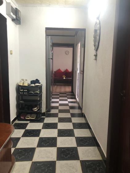 Apartament cu 4 camere nedecomandat, mobilat în Brâncoveanu
