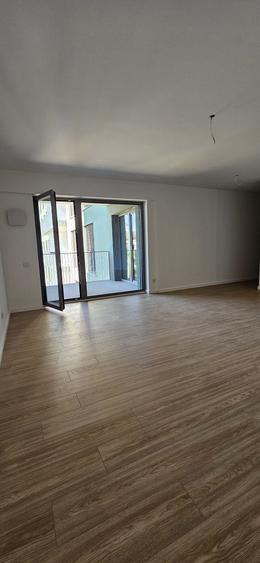 Apartament cu 2 camere semidecomandat în Semicentral