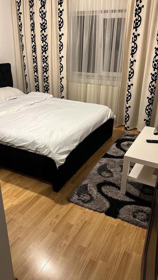 Apartament cu 3 camere decomandat în Obcini