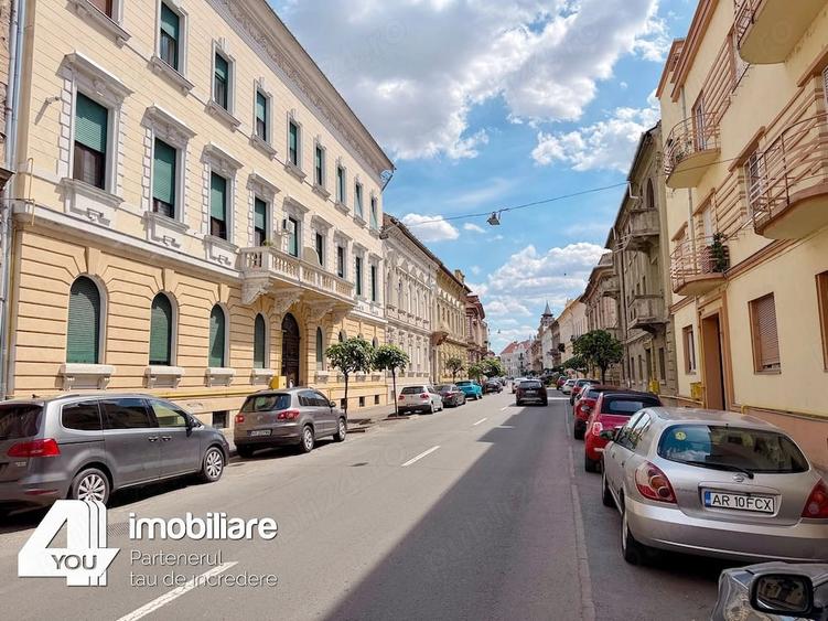 Apartament cu 2 camere semidecomandat în Ultracentral