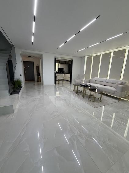 Casă cu 3 camere în Crețuleasca