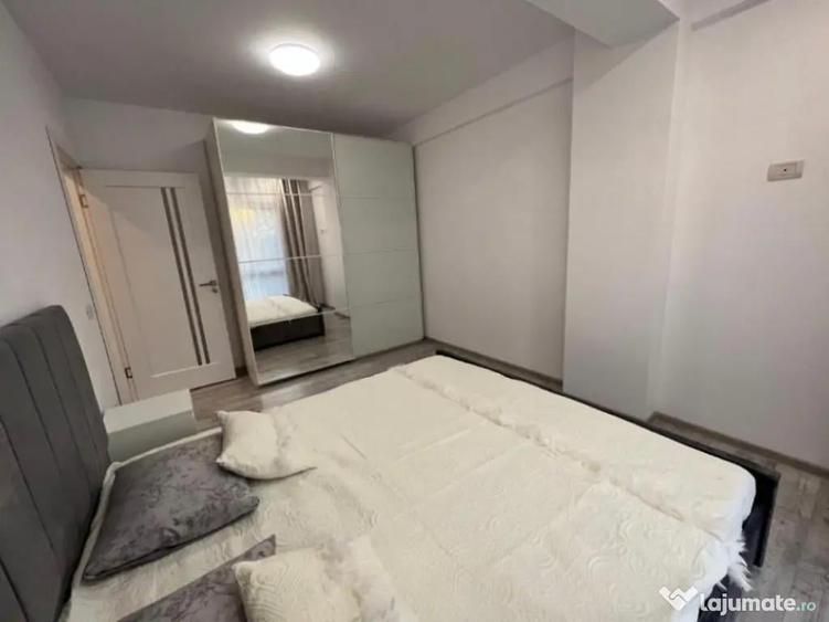 Apartament cu 2 camere semidecomandat în Rădăuți