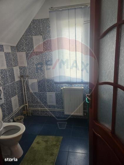 Casă cu 5 camere cu Teren 359 Mp în Central