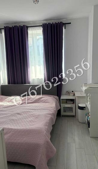 Apartament cu 3 camere decomandat în Chinteni