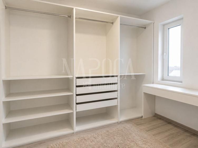 Duplex cu 5 camere cu Canalizare în Florești