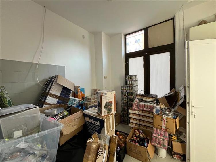 Spațiu comercial, de 150 mp, în Central