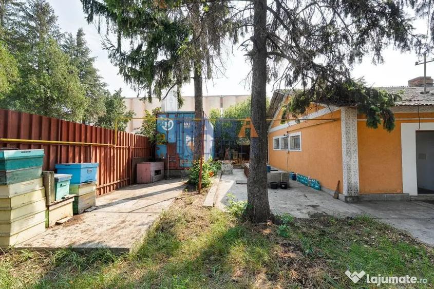 Spațiu comercial, de 450 mp, în Central
