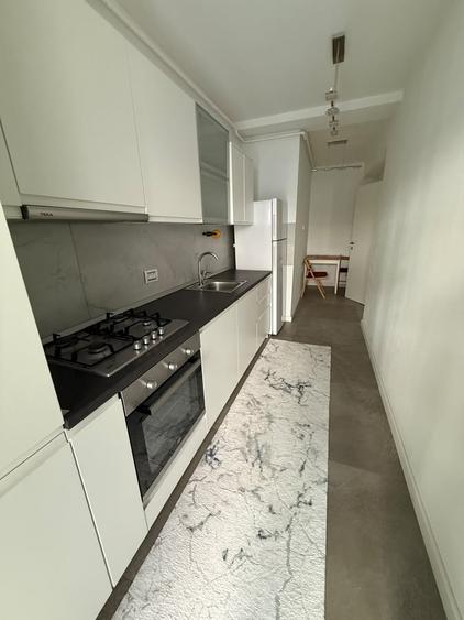 Apartament cu 2 camere decomandat în Băneasa