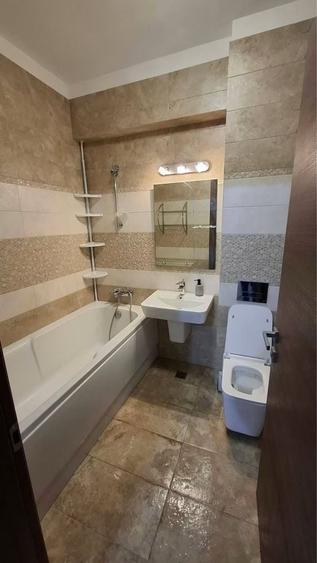 Apartament cu 3 camere în Ultracentral