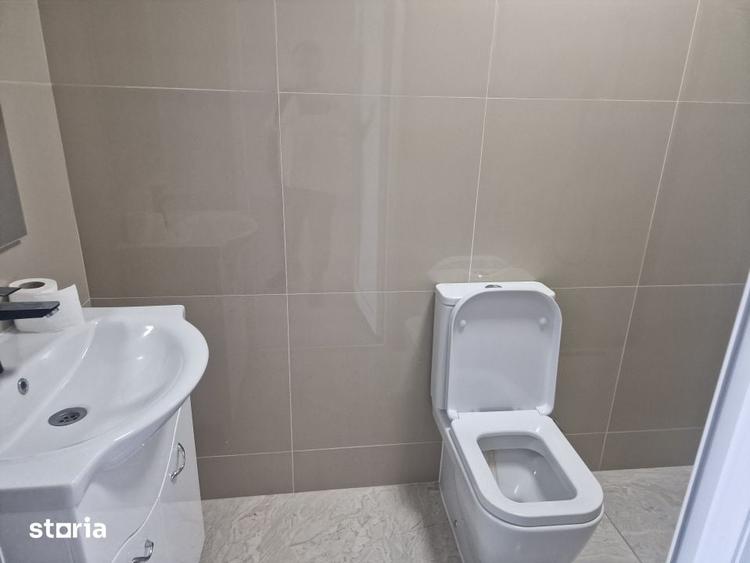 Spațiu comercial, de 55 mp, în Central