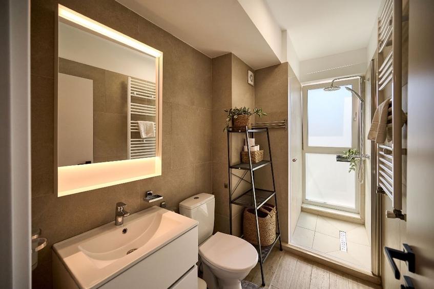 Apartament cu 2 camere decomandat, mobilat în Nord