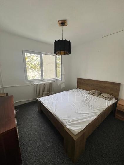 Apartament 2 camere în zona STRAZII PARANG - 3