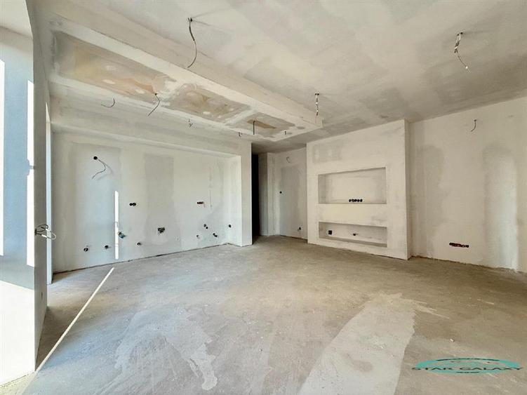 Apartament cu 2 camere decomandat în Ultracentral