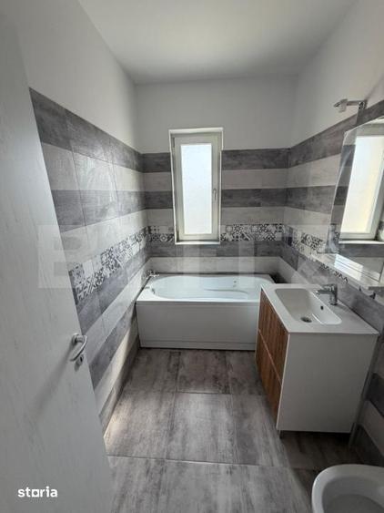 Apartament cu 3 camere în Craiovița Nouă