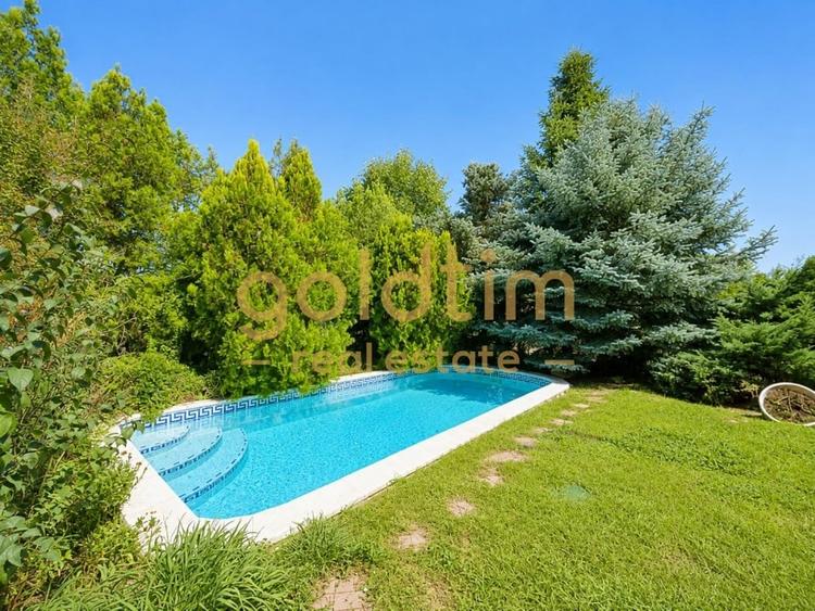 Casă individuală cu 5 camere cu Piscina în Gulia