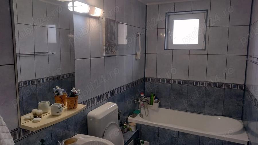 Casă cu 6 camere cu Teren 534 Mp în Geamăna