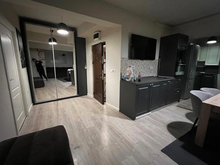 Apartament cu 2 camere decomandat în 9 Mai