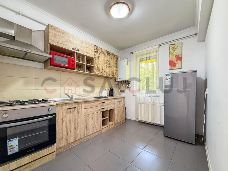 Apartament cu 2 camere semidecomandat, mobilat în Central