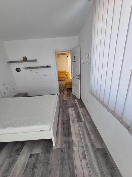 Apartament cu 2 camere decomandat în Giarmata