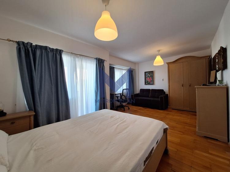 Apartament cu 3 camere decomandat, mobilat în Gheorgheni