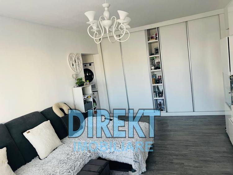 Apartament cu 2 camere nedecomandat în Central