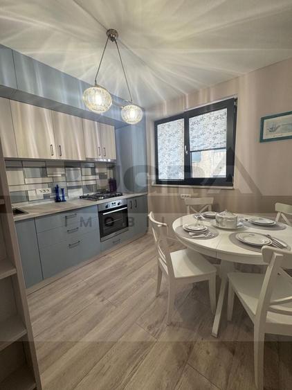 Apartament cu 2 camere decomandat în Ultracentral