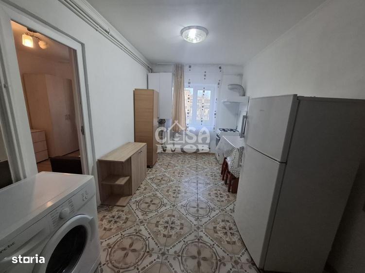 Garsonieră în Micro 12