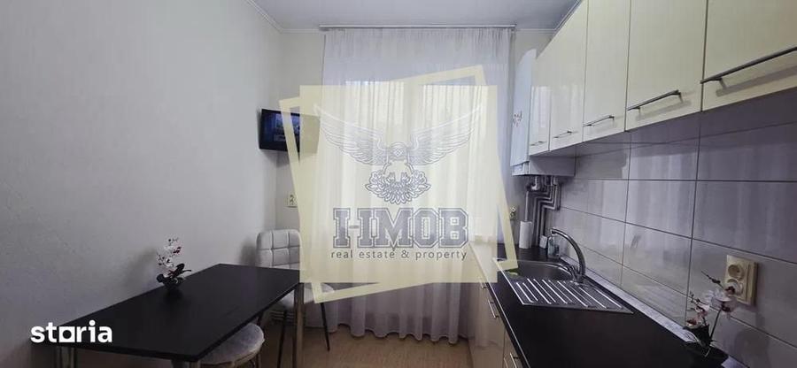 Apartament cu 3 camere în Calea Dumbrăvii
