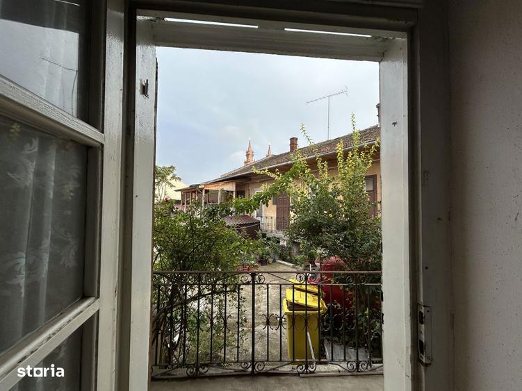 Vand apart.1 Piata Catedralei,st.58 mp. parter inalt+ pivnita - 7