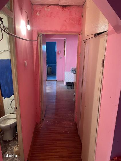 Apartament cu 3 camere decomandat în Central