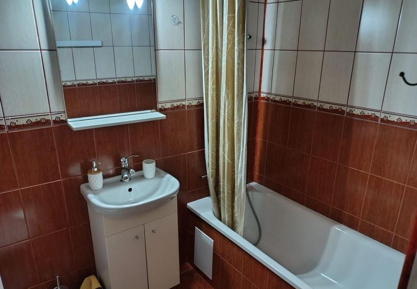 Garsonieră decomandată în Inel II