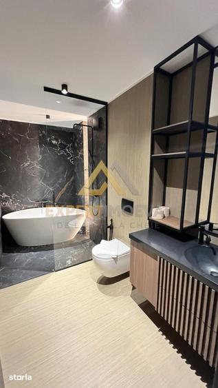Apartament cu 3 camere în Traian