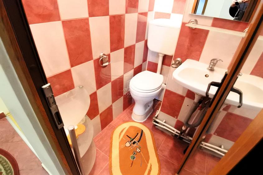 Apartament cu 3 camere decomandat în Republicii