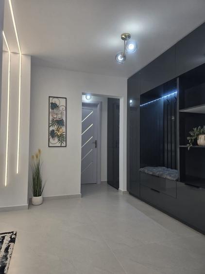 Apartament cu 2 camere decomandat în Ultracentral
