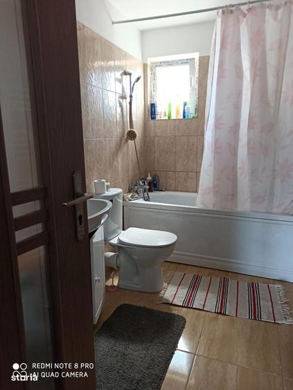 Casă cu 4 camere în Bâcu