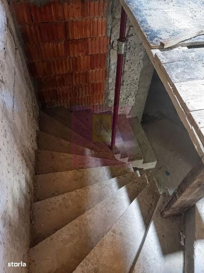 Spațiu comercial, de 260 mp, în Vitan