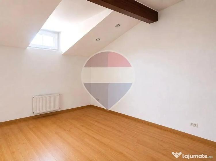 Casă cu 6 camere cu Teren 169 Mp în Cotroceni
