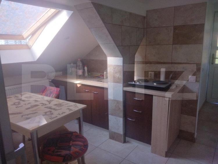 Casă individuală cu 4 camere cu Canalizare în Dâmbul Rotund