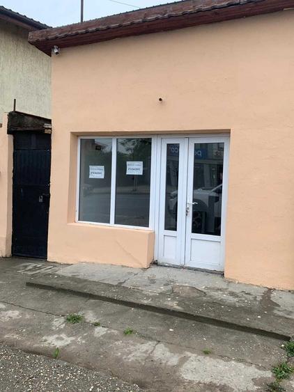 Spațiu comercial, de 20 mp, în Central