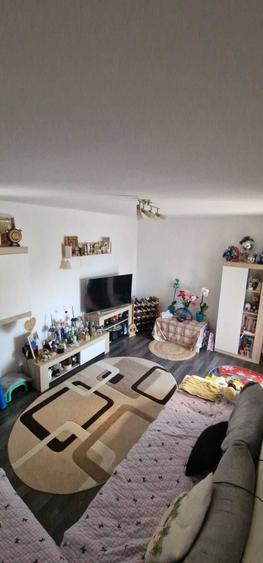 Apartament cu 2 camere decomandat în Aradului