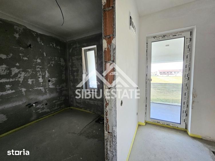 Casă cu 4 camere cu Teren 600 Mp în Țiglari