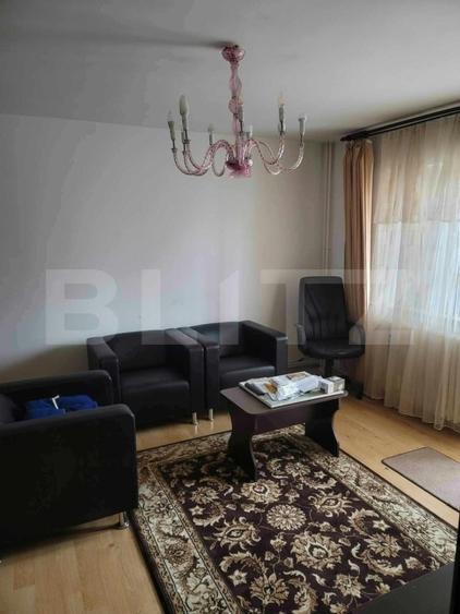 Apartament cu 4 camere decomandat, mobilat în Gojdu