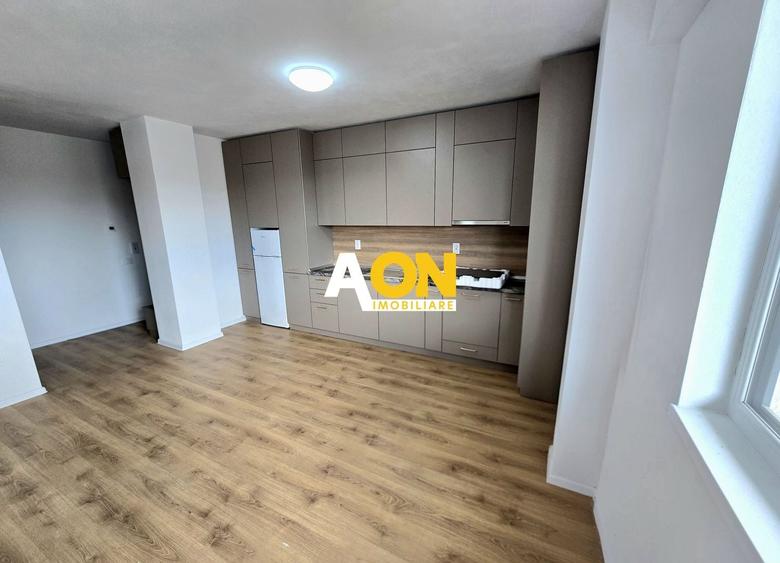Apartament cu 2 camere semidecomandat, mobilat în Ampoi 3