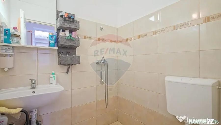 Casă cu 3 camere cu Teren 290 Mp în Central