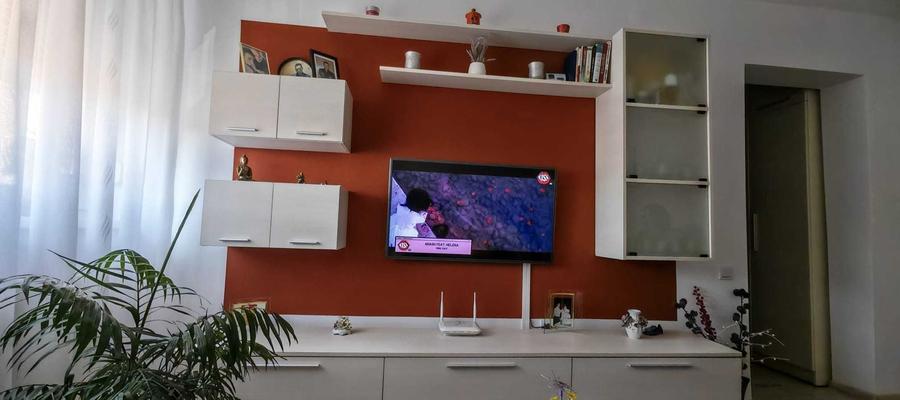 Apartament cu 2 camere semidecomandat în Central