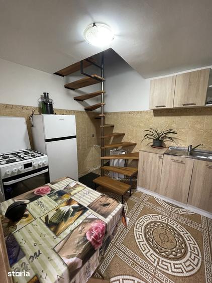 Casă cu 3 camere cu Teren 100 Mp în Colentina