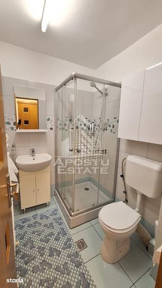 Apartament cu 4 camere decomandat în Elisabetin